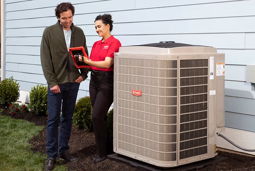 bryant-dealer-talks-to-homeowner-after-4-ton-heat-pump-installation